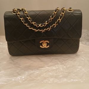 Chanel Classic Vintage Double Flap Lambskin Black Gold Hardware, SERIES ZERO!!!